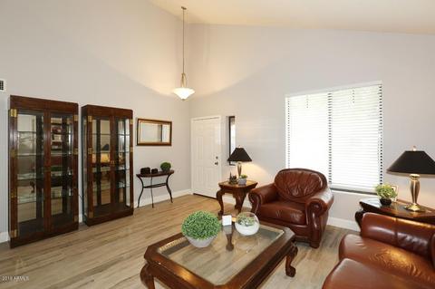 2107 E Patrick Ln, Phoenix, AZ 85024 photo 7