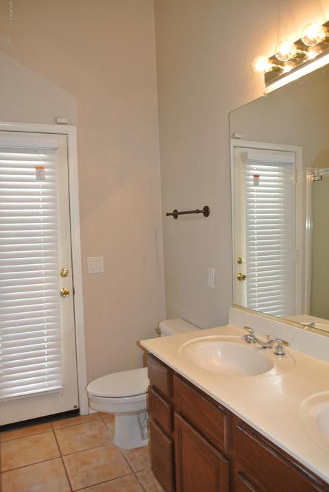 4524 E Mossman Rd, Phoenix, AZ 85050 photo 5
