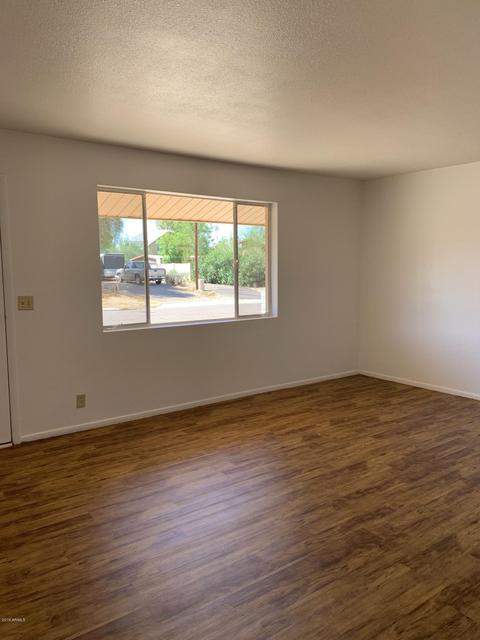 1142 E Griswold Rd, Phoenix, AZ 85020 photo 3