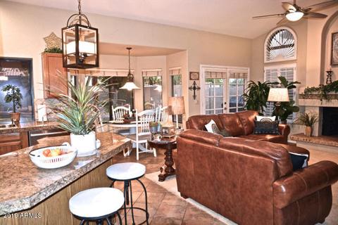 1513 W Devon Dr, Gilbert, AZ 85233 photo 2
