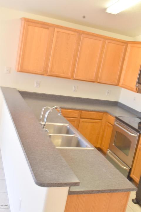 5590 N 78th Dr, Glendale, AZ 85303 photo 13