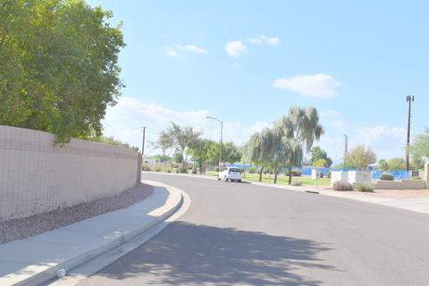 5590 N 78th Dr, Glendale, AZ 85303 photo 39