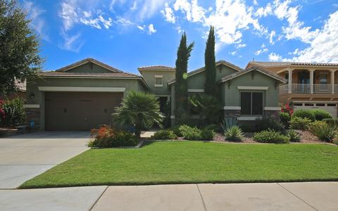 2261 E Galileo Dr, Gilbert, AZ 85298 photo 1
