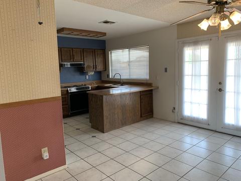 4528 E Vineyard Rd, Phoenix, AZ 85042 photo 5