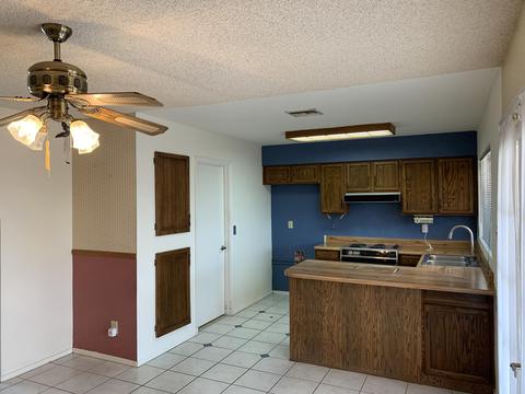 4528 E Vineyard Rd, Phoenix, AZ 85042 photo 6