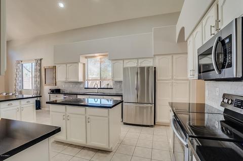 4123 S Skyline Ct, Gilbert, AZ 85297 photo 9