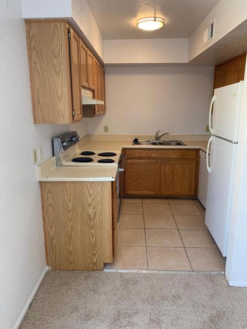 2685 E Oakleaf Dr, Tempe, AZ 85288 photo 7