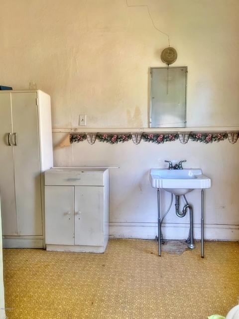 442 S Hill St, Globe, AZ 85501 photo 28