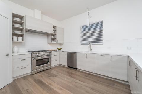3917 E Mulberry Dr, Phoenix, AZ 85018 photo 8