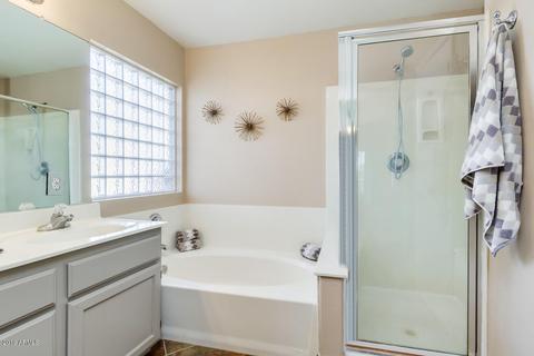 847 W Cooley Dr, Gilbert, AZ 85233 photo 23