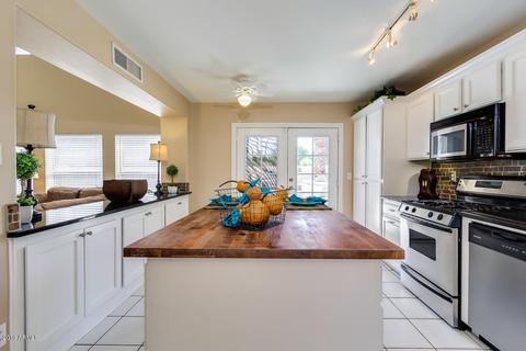 847 W Cooley Dr, Gilbert, AZ 85233 photo 8