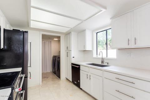 1624 E Redmon Dr, Tempe, AZ 85283 photo 9