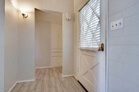 134 Encanto Dr, Tempe, AZ 85281 photo 4