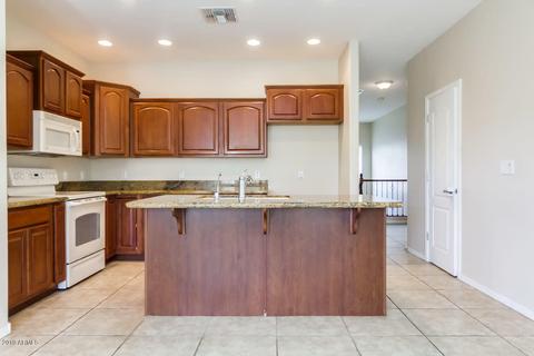 3795 S Dew Drop Ln, Gilbert, AZ 85297 photo 12