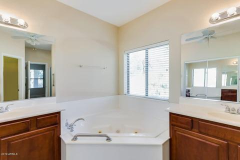 3795 S Dew Drop Ln, Gilbert, AZ 85297 photo 22