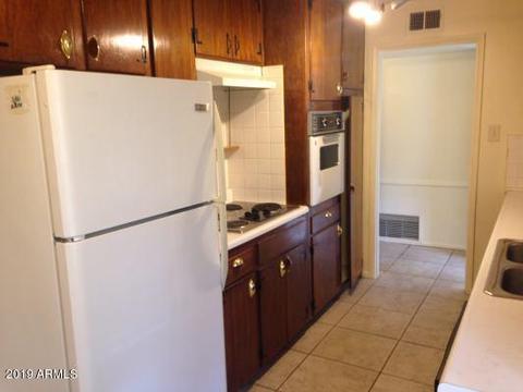 725 E Claremont St, Phoenix, AZ 85014 photo 3