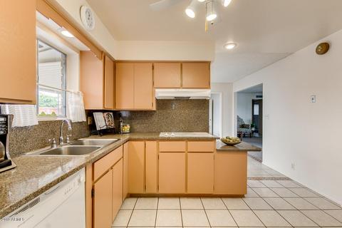 6416 E Des Moines St, Mesa, AZ 85205 photo 12