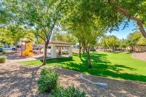 2462 E Marlene Dr, Gilbert, AZ 85296 photo 59