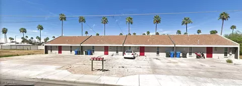 2502 E Paradise Ln, Phoenix, AZ 85032 photo 1