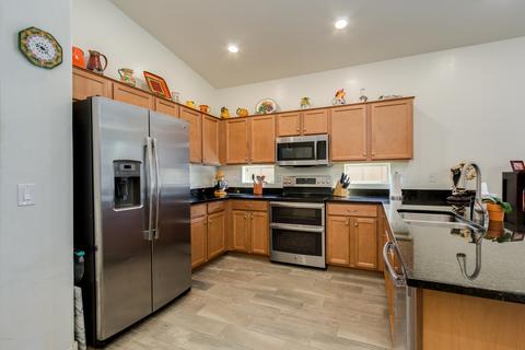 1621 E Grove St, Phoenix, AZ 85040 photo 3