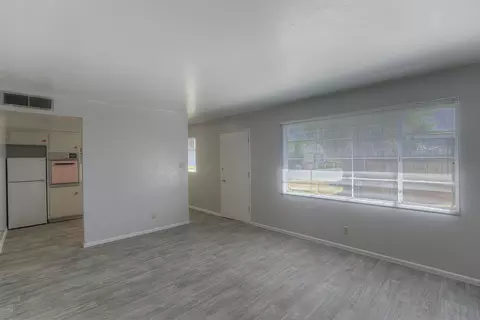 825 E Marlette Ave, Phoenix, AZ 85014 photo 11