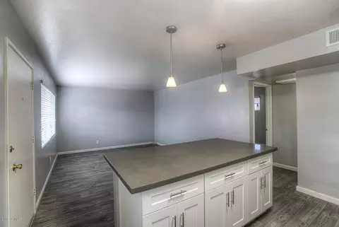 825 E Marlette Ave, Phoenix, AZ 85014 photo 7