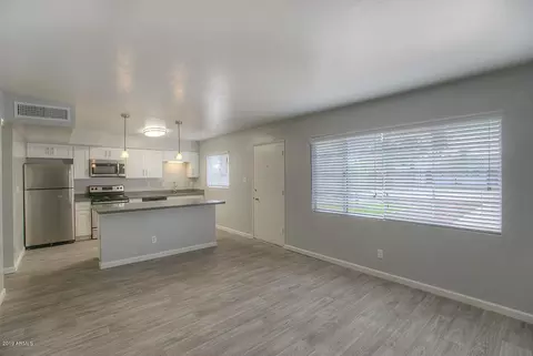 825 E Marlette Ave, Phoenix, AZ 85014 photo 9