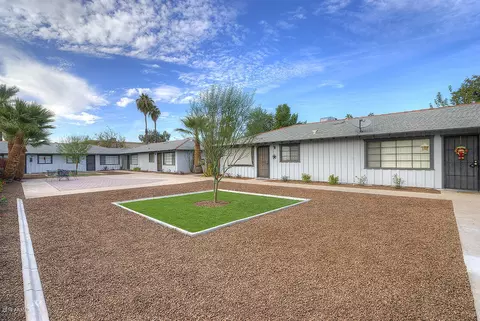 825 E Marlette Ave, Phoenix, AZ 85014 photo 1