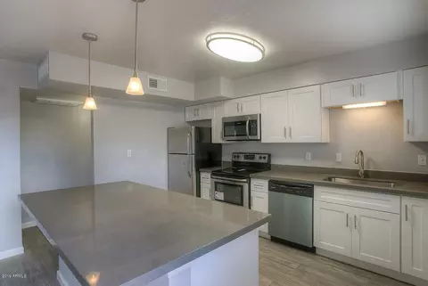 825 E Marlette Ave, Phoenix, AZ 85014 photo 6