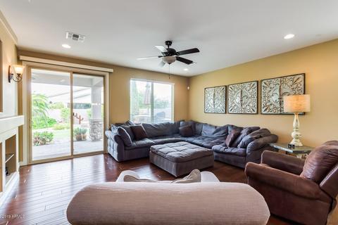 2470 E Crescent Way, Gilbert, AZ 85298 photo 16