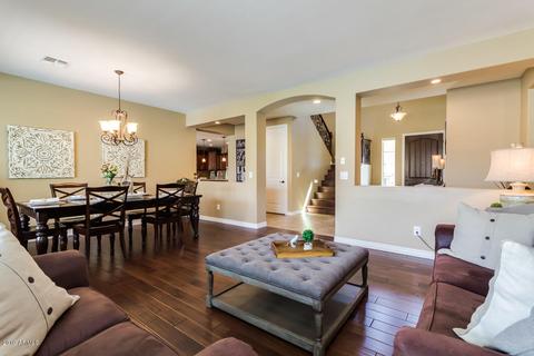 2470 E Crescent Way, Gilbert, AZ 85298 photo 9
