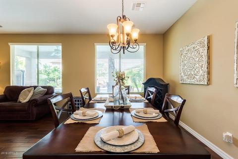 2470 E Crescent Way, Gilbert, AZ 85298 photo 11