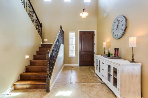 2470 E Crescent Way, Gilbert, AZ 85298 photo 6