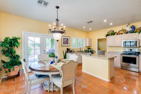 2460 E County Down Dr, Chandler, AZ 85249 photo 9