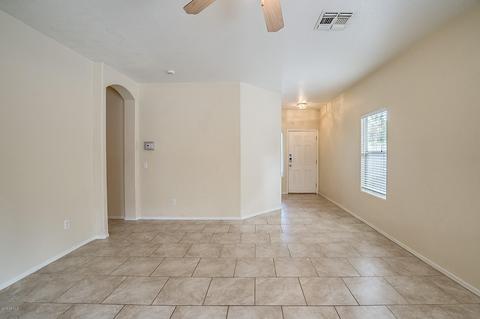 3254 S Wade Dr, Gilbert, AZ 85297 photo 2
