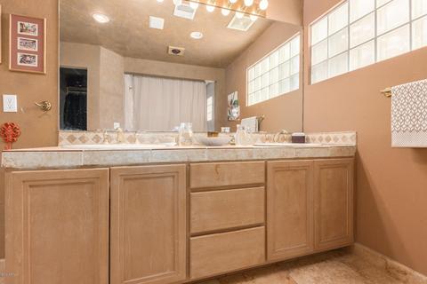5318 N 33rd St, Phoenix, AZ 85018 photo 16