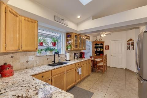 1643 E Waltann Ln, Phoenix, AZ 85022 photo 20