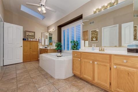 1643 E Waltann Ln, Phoenix, AZ 85022 photo 27