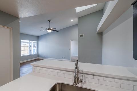 4445 E Carson Rd, Phoenix, AZ 85042 photo 11