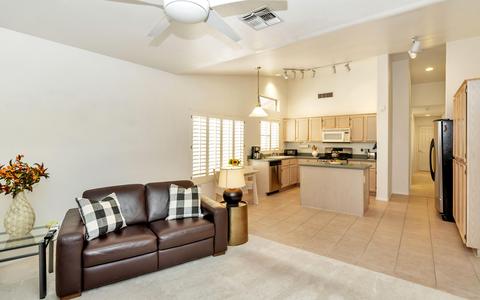 3352 E Menadota Dr, Phoenix, AZ 85050 photo 6