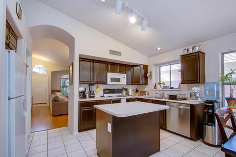 3934 E Potter Dr, Phoenix, AZ 85050 photo 9