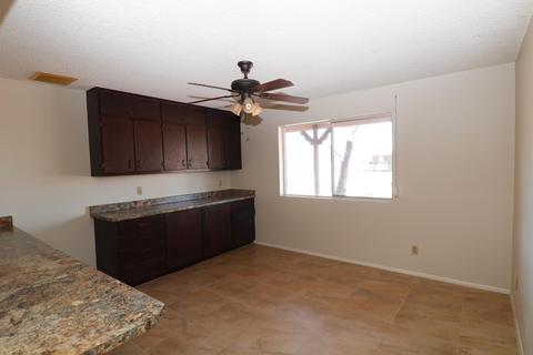 2169 E Broadmor Dr, Tempe, AZ 85282 photo 2