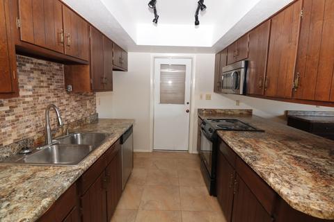 2169 E Broadmor Dr, Tempe, AZ 85282 photo 4