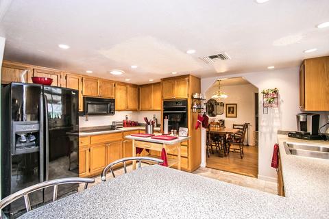 9032 S 17th Pl, Phoenix, AZ 85042 photo 8