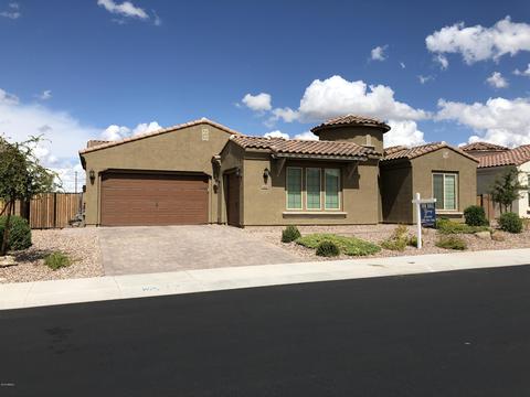 2410 E Susan Dr, Gilbert, AZ 85298 photo 2