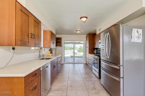 2434 E Marilyn Rd, Phoenix, AZ 85032 photo 8
