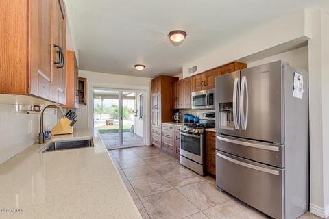 2434 E Marilyn Rd, Phoenix, AZ 85032 photo 9