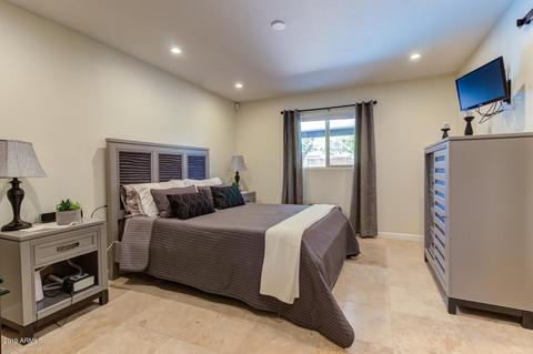 750 E Winter Dr, Phoenix, AZ 85020 photo 22