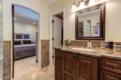 750 E Winter Dr, Phoenix, AZ 85020 photo 24