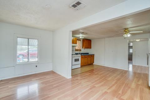 421 W Kennedy Ave, Coolidge, AZ 85128 photo 3